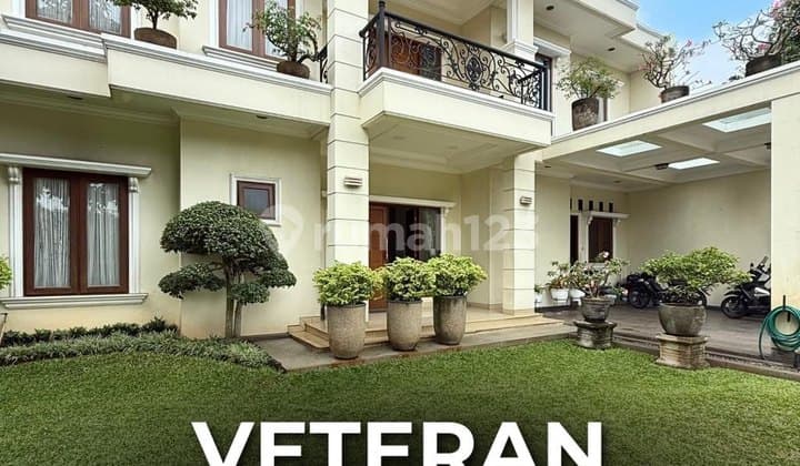 Rumah Semi Furnished Siap Huni di Veteran - Bintaro, T 410 B 300