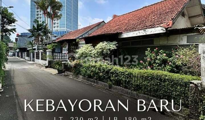 Rumah Hitung Tanah di Lokasi Strategis Kebayoran Baru, LT 230