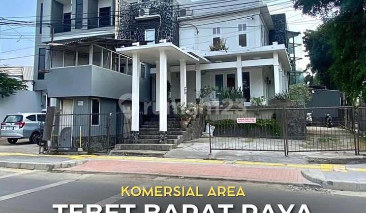 Bangunan Komersial Hook untuk Usaha di Tebet Barat Raya, LT 276 LB 350