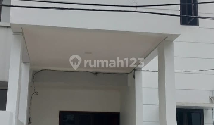 Dijual Rumah 2 Lantai Siap Huni di Bulevard Harapan Indah Bekasi
