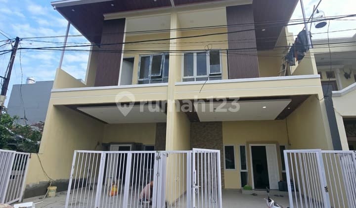 Dijual Hunian mewah 2 Lantai Siap Huni di Harapan Indah Bekasi