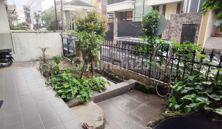 Rumah di Kertalaksana, Kong Liong, Bandung