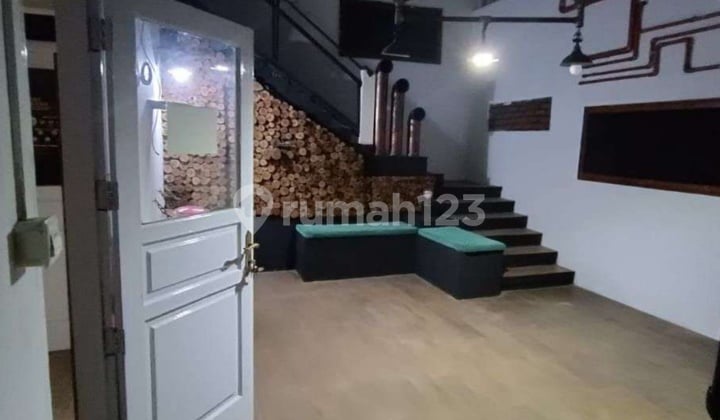 Disewakan / Dijual Ruang Usaha di Pelajar Pejuang , Lokasi Strategis, Cocok untuk Kuliner , Kantor , Bisnis Retail