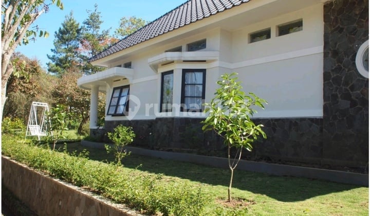 For Sale House In Graha Puspa, Lembang, Setiabudi, Comfortable Environment, Cool Air