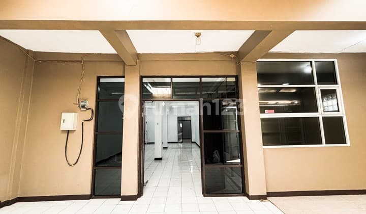 Dijual Ruang Usaha Di Caringin , Cocok Untuk Kantor , Konveksi, Gudang