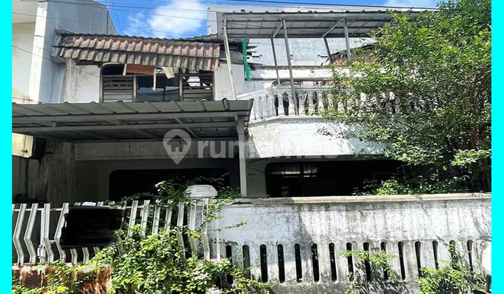 Chandra Rumah Tua Ukuran 7X15m di Komplek Kavling Polri