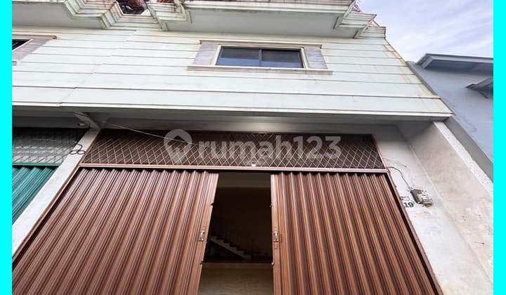 Chandra Disewa Rumah Ukuran 4.2X10m di Jelambar