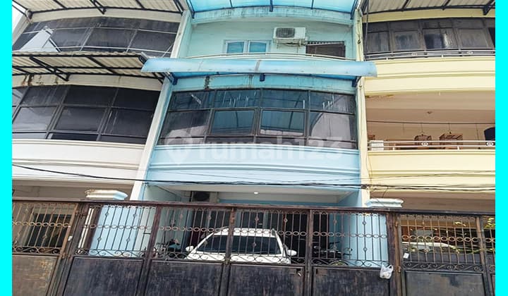 chandra Rumah ukuran 4.5x14m di taman permata indah penjaringan