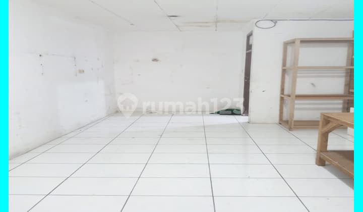 Chandra Disewa rumah ukuran 4x13m di jelambar