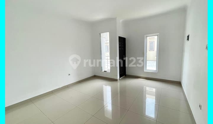 Chandra Rumah Sewa Ukuran 4X19m di Jelambar