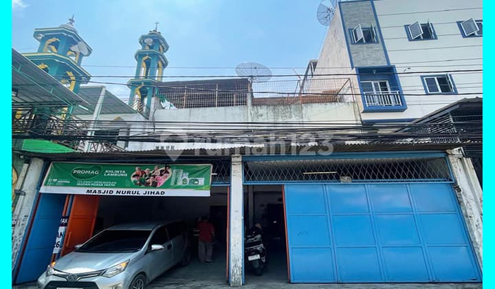 Chandra Disewa Ruko Ukuran 10X23m di Jelambar