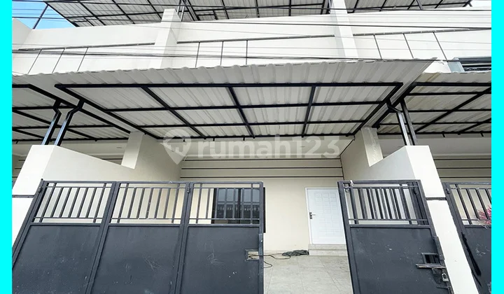 Chandra Rumah Baru Ukuran 4.3X12m di Jelambar Chandra Rumah Baru Ukuran 4.3X12m di Jelambar