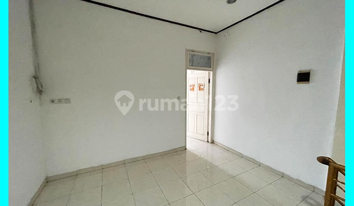 Chandra Disewa Rumah Ukuran 4X15m di Jelambar