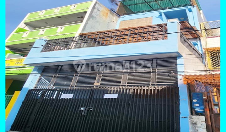 Chandra for rent, size 4x16m in Jelambar.