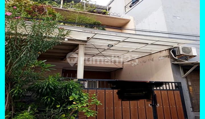 Chandra Rumah Semi Furnish Ukuran 5.5X15m di Komplek Kavling Polri