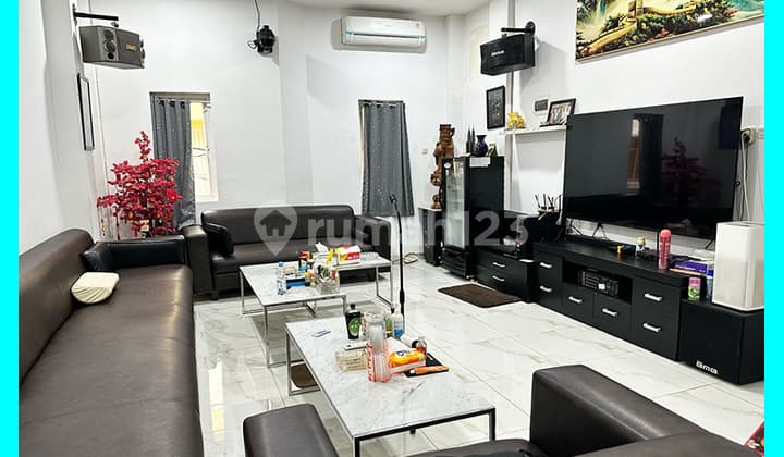 Chandra Rumah Disewakan Ukuran 4.7X10m di Jelambar