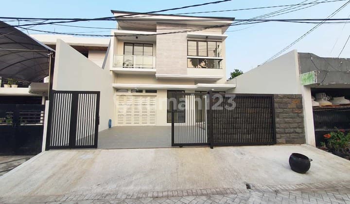 Rumah Baru Gress Modern Minimalis di Prapen Indah, Siap Huni