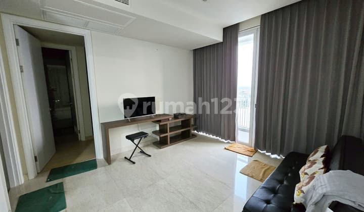 One Galaxy Residence Apartment East Surabaya, 18th Floor, Fully Furnished, City View.... Check it out !!!