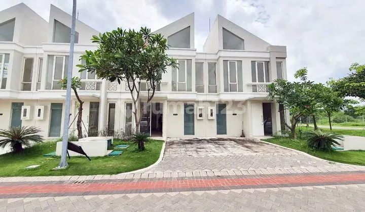 Rumah di Grand Pakuwon Cluster Adelaide, Baru Gress, Minimalis, Row Jalan Lebar - TAN -