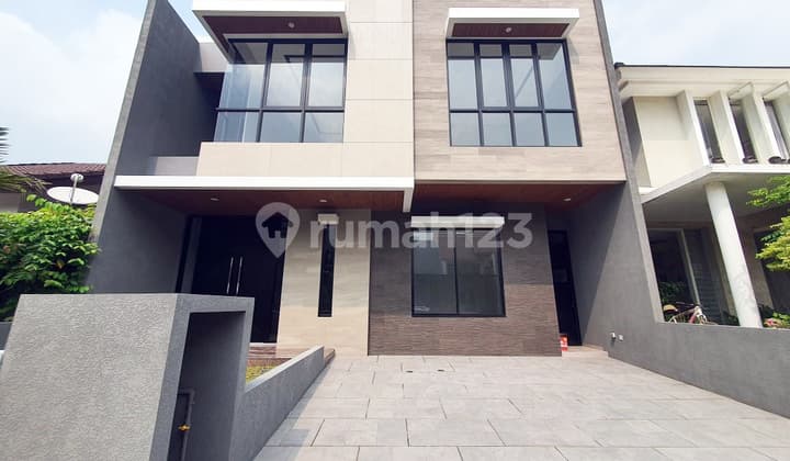 Rumah Baru Gress di Citraland Woodland Surabaya Barat, Minimalis, 2 Lantai, Hadap Utara