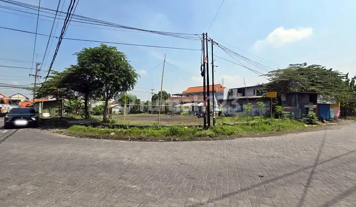 Tanah Industri dan Pergudangan Jl. Semeru Bambe Driyorejo, Luas Tanah 1030 m2, SHM, Jalan Lebar bisa untuk container