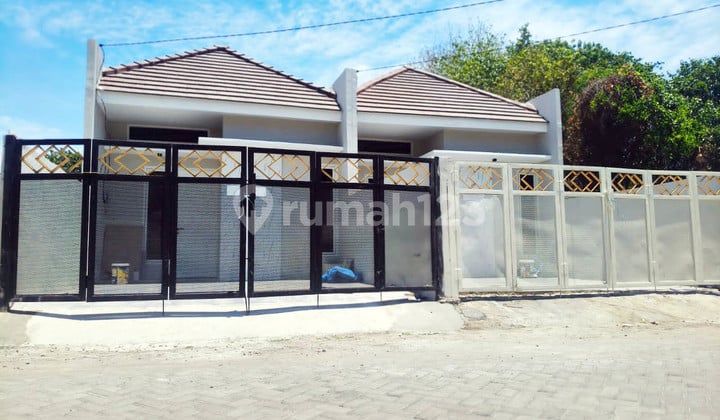 Rumah Baru Gress di Taman Gunung Anyar Surabaya Timur, Minimalis, Lokasi Dekat RAYA MERR - LT -
