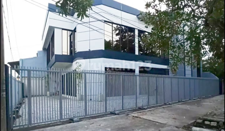 Kantor / Tempat Usaha di Raya Kenjeran Surabaya Timur, Strategis, Cocok untuk Cafe / Resto / Kantor / Bank / Klinik Dsb...