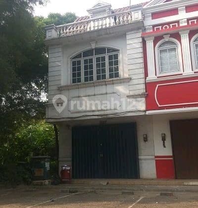 Ruko Golden Vienna Pinggir Jalan Raya Rawa Buntu, Kencana Loka, Bsd Tangrrang Selatan