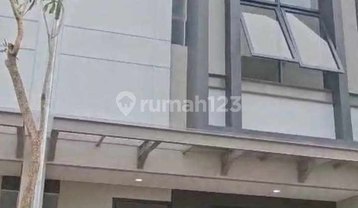 New 3-Story Shophouse in BSD.near Taman Tekno. Train Station.and BSD Toll Road