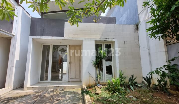 Rumah Dalam Cluster Dekat Bsd Nusa Loka,