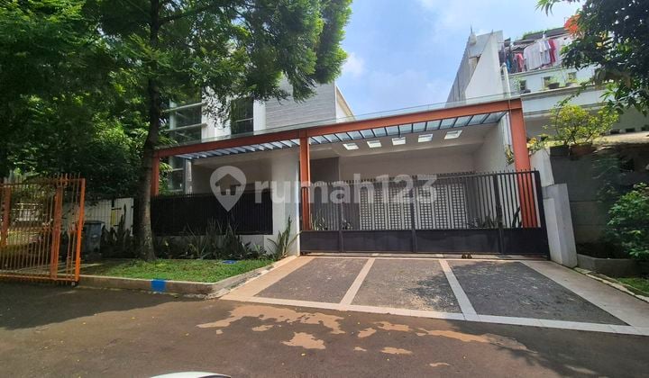 Rumah Besar Megah Di Kencana Loka Bsd Jual Cepat