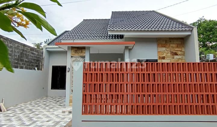Rumah Baru dekat stadion Maguwo & Jogja Bay