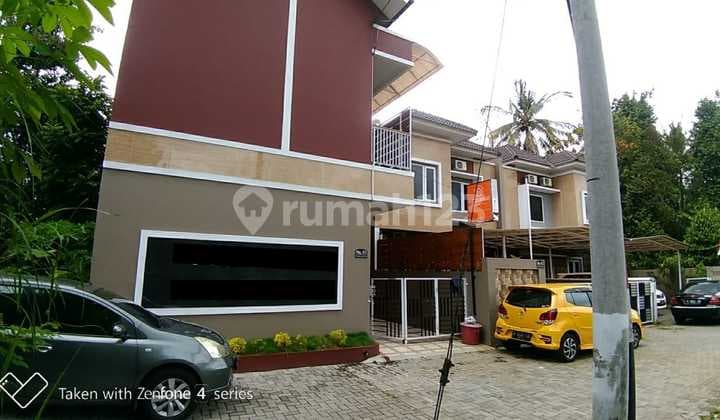 Kost Eksklusif 10 kamar Palagan Utara hotel Hyatt
