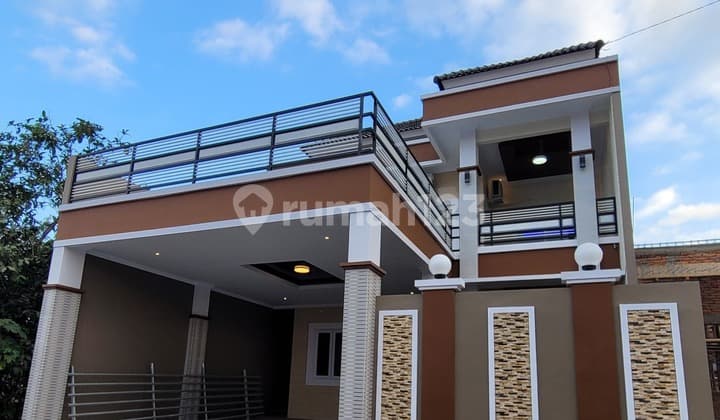 Villa Luxury Swiming Pool Purwomartani