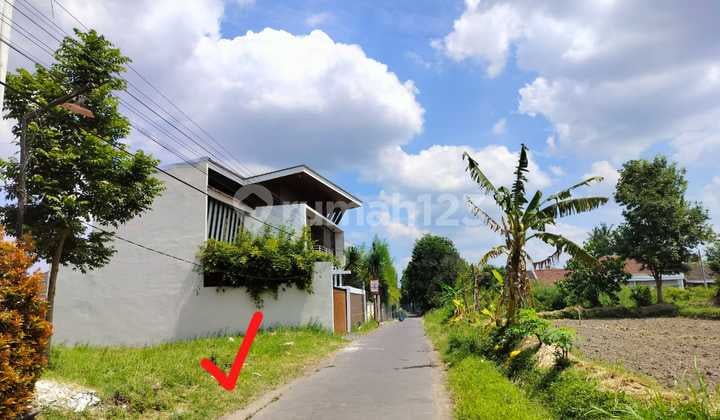 Tanah jalan Palagan km 9