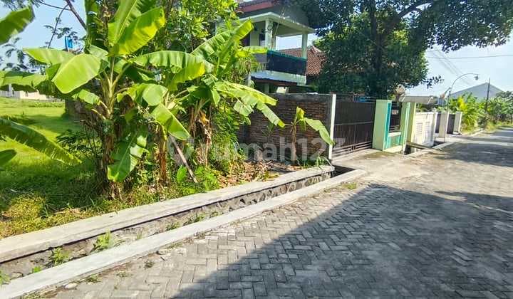 Kavling Timur Pasar STAN Tajem Maguwoharjo