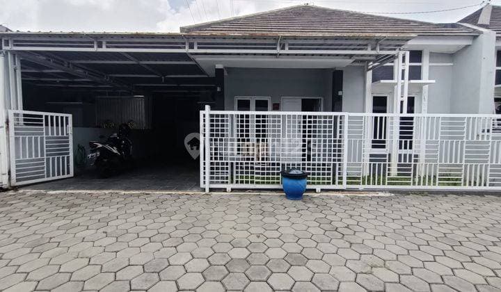 Rumah Dalam Perumahan Dekat Sindu Edupark