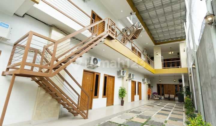 Kost Eksklusif 3 lantai + Rumah induk Maguwo