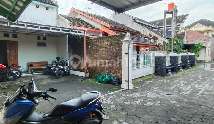 Kost + Rumah Induk Gejayan selatan Condongcatur