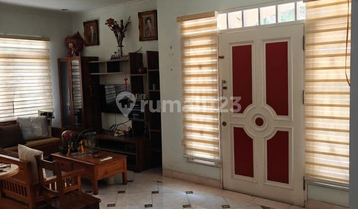 Rumah Kontrakan 2 Lantai di Perumahan Sunter Nyaman