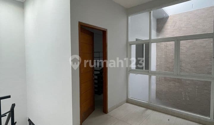Di Jual Rumah 2 Lantai Bagus Di Perumahan Sunter SACNA