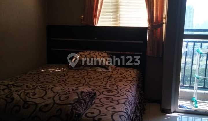 Di Sewakan 1BR Di Apartemen Maple