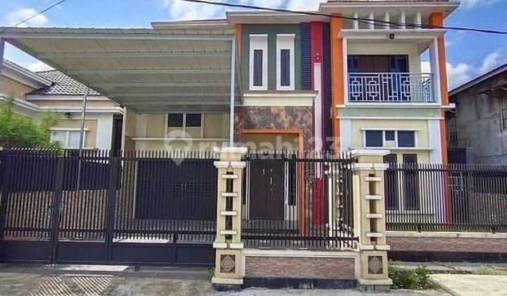 Rumah Mewah 2 Lantai Lokasi Jalan Pancasila Kota Pontianak