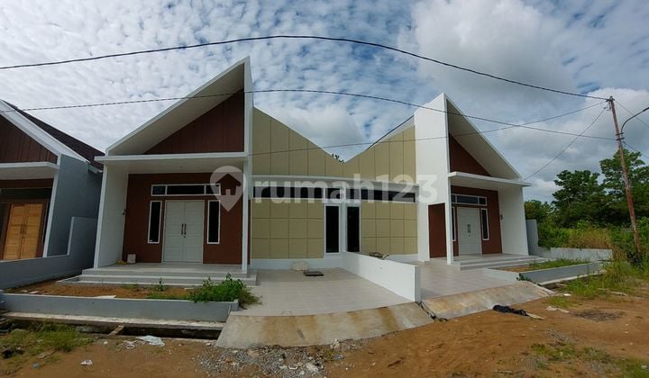 Rumah Jual Kota Pontianak Lokasi Jalan Paris 2