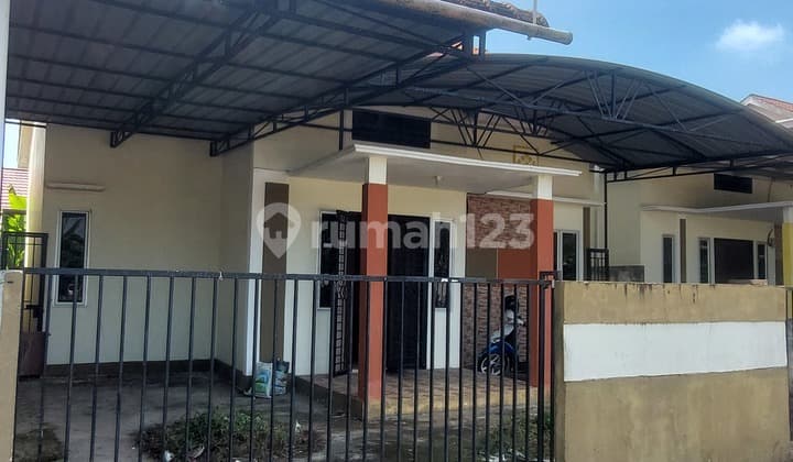 House for Sale in Pontianak City, Location on Jalan Petani