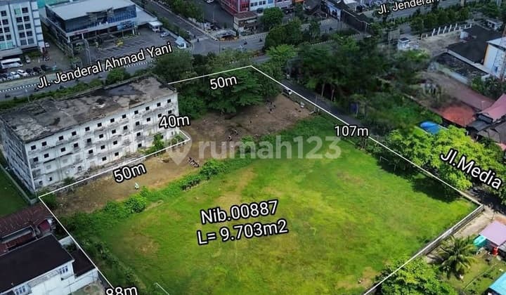 Tanah Hook Tepi Jalan Ahmad Yani Kota Pontianak