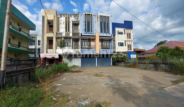 For Sale: Shop House on Arteri Supadio / Ahmad Yani 2 Road, Pontianak