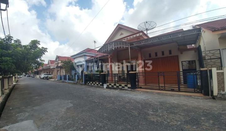 Rumah Tipe 160 3 Kamar Tidur Lokasi Sungai Raya Dalam Kota Pontianak