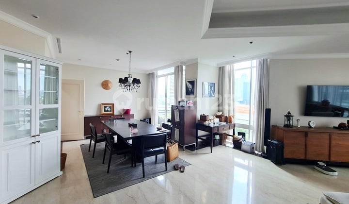 Sewa Baru Unit 3 BR Four Seasons Residences Dihuni Oleh Pemilik B4