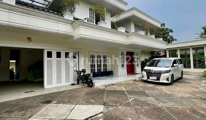 Rumah Cantik Cerah di Cilandak Jakarta Selatan
